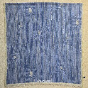 NWOT Inouitoosh Wool Scarf Blue Wood Grain Tree Bark